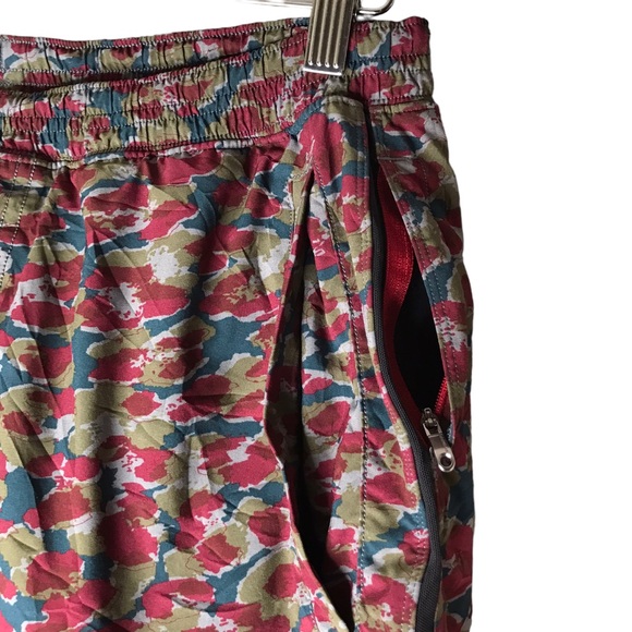 Lululemon Men’s XL T.H.E. Short Luxtreme Liner 9" Inseam Mini Urban Leopard - Picture 4 of 10